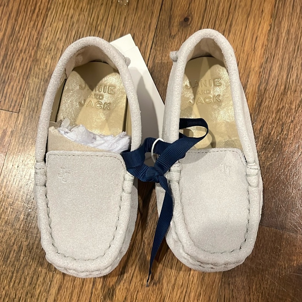 NWT Janie and Jack suede loafers light grey 6c